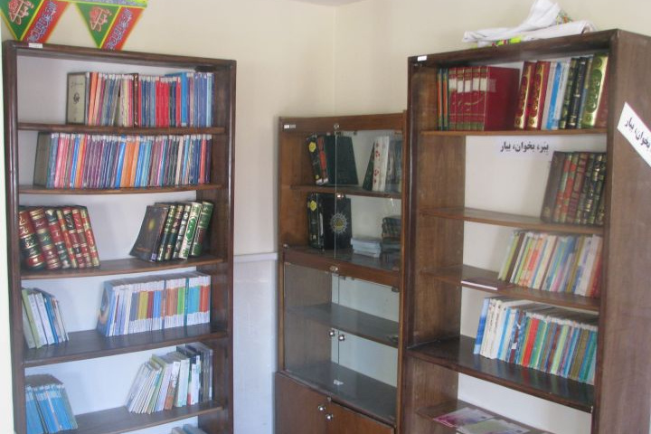تأسیس کتابخانه خوابگاه شهید احمدی روشن